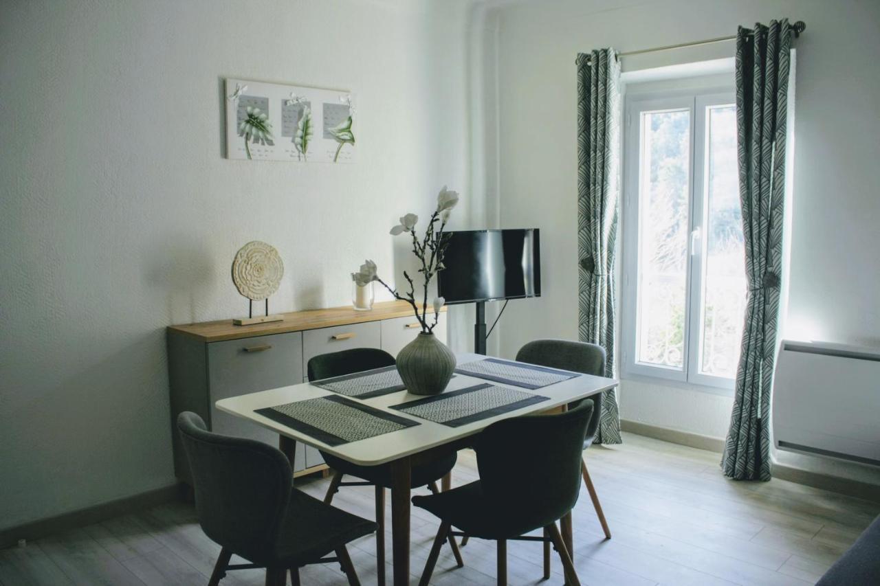 Charmant Appartement Au Coeur Des Gres D Annot Bagian luar foto