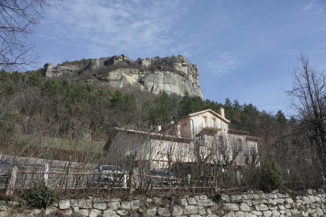 Charmant Appartement Au Coeur Des Gres D Annot Bagian luar foto